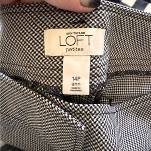Ann Taylor LOFT Petites Black and White Capri